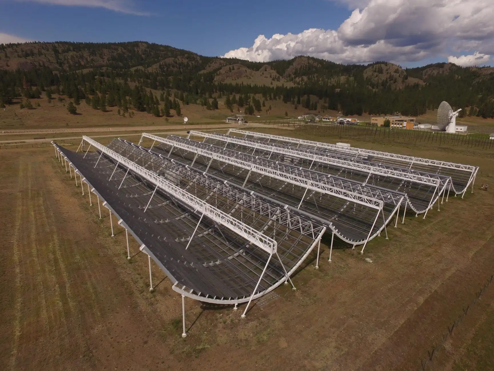 CHIME Radio Telescope/CHIME Experiment.