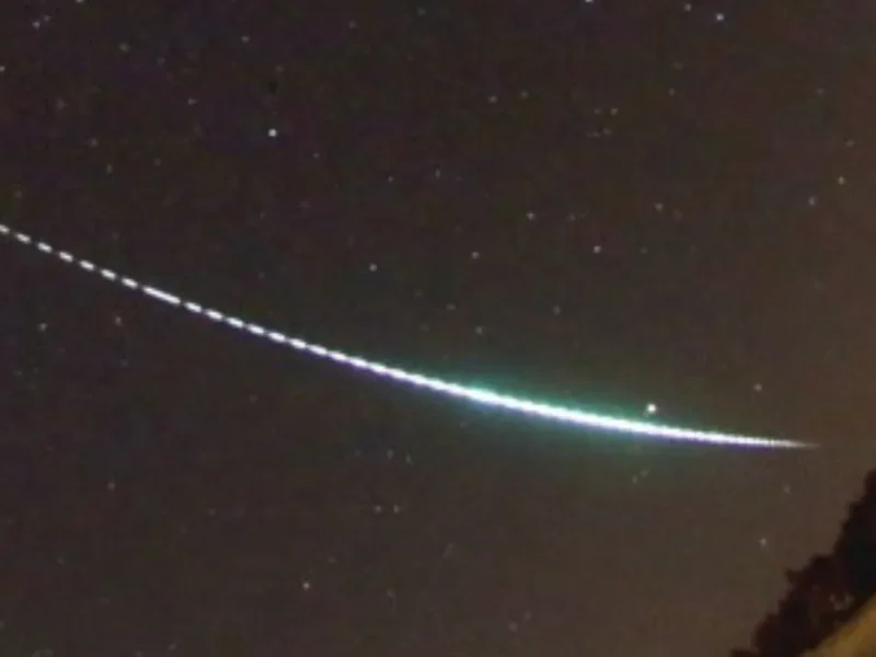 Geminid Meteor Shower Study Reveals Why These Asteroid Fragments Break Apart High Above Earth